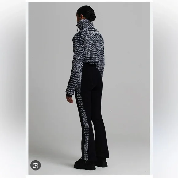 Cordova Stylish Black Women's Ski / Snowboard Suit - Picture 4 of 13